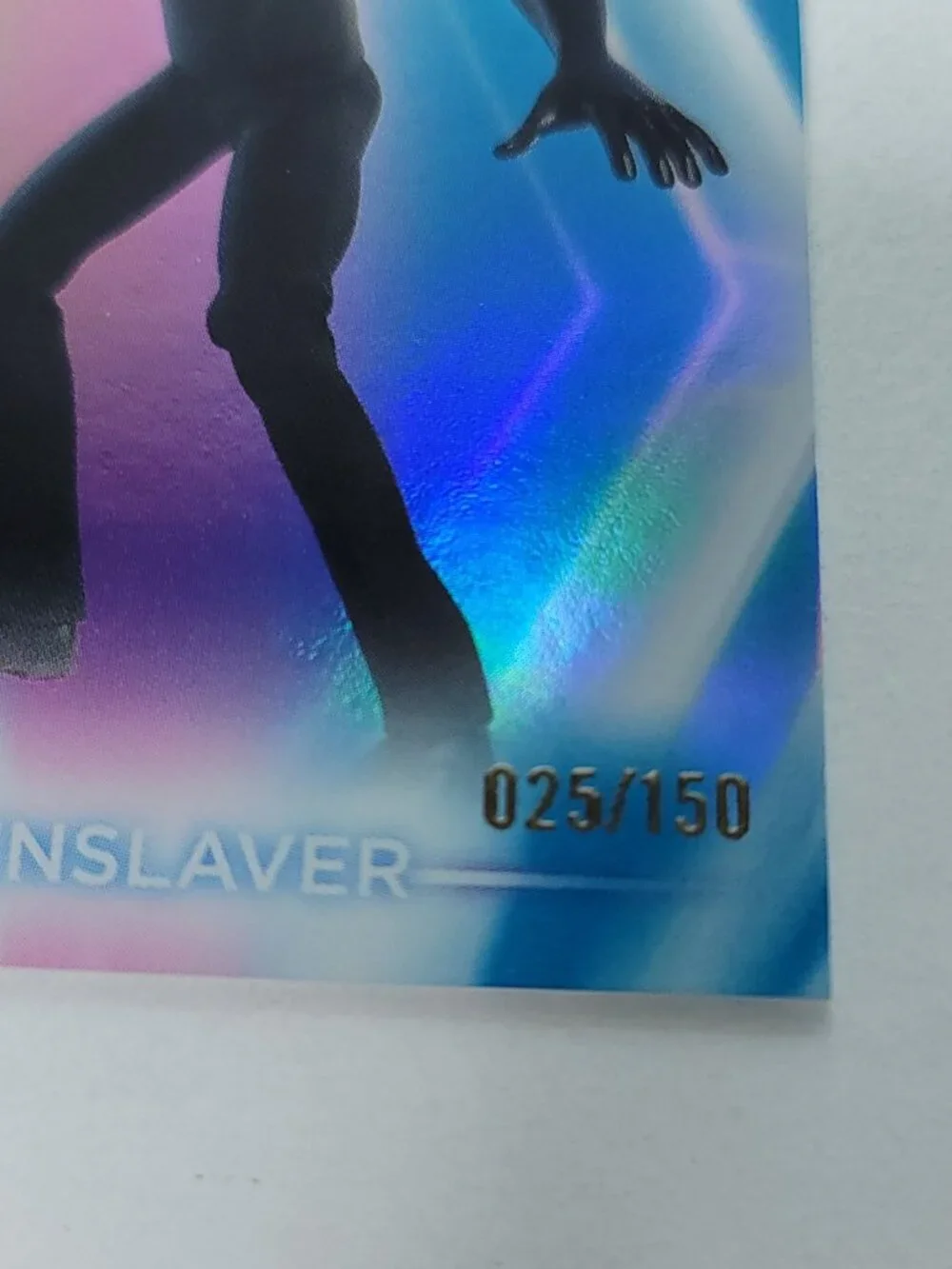 Screenslaver Topps 2026 Disney Neon Holo Parallel Refractor Limited 025/150 - Picture 3 of 4
